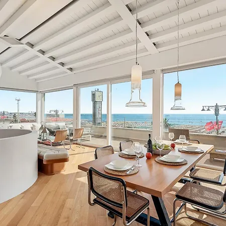 Apartman Penthouse Diamond In The Sky With A Sea View Viareggio