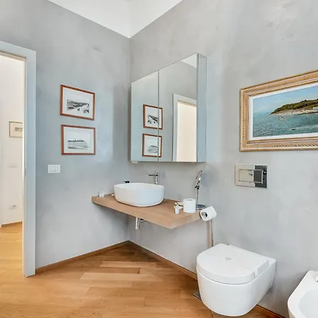 Penthouse Diamond In The Sky With A Sea View * Viareggio
