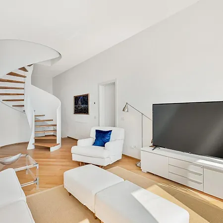 Penthouse Diamond In The Sky With A Sea View Viareggio