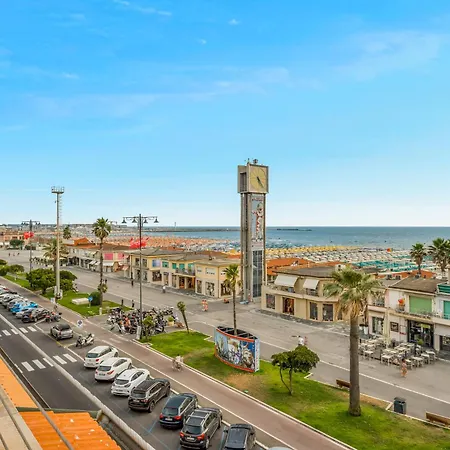Apartman Penthouse Diamond In The Sky With A Sea View Viareggio